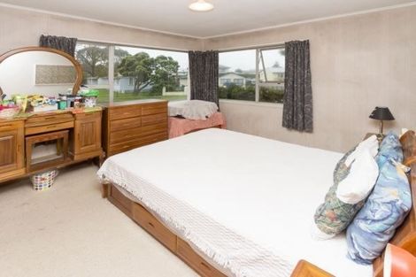 Photo of property in 34 Mascot Avenue, Mangere, Auckland, 2022