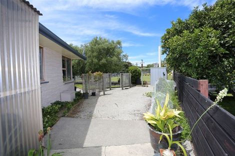 Photo of property in 2 Mason Street, Riverdale, Gisborne, 4010