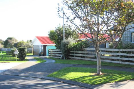 Photo of property in 25 Cobb Place, Otaki, 5512