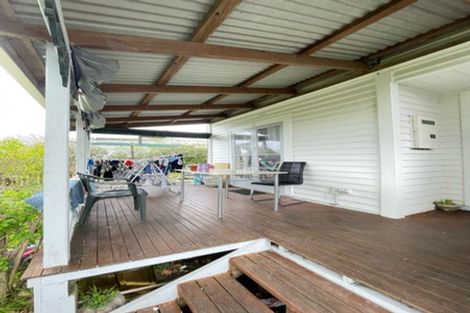 Photo of property in 11 Clayburn Road, Glen Eden, Auckland, 0602