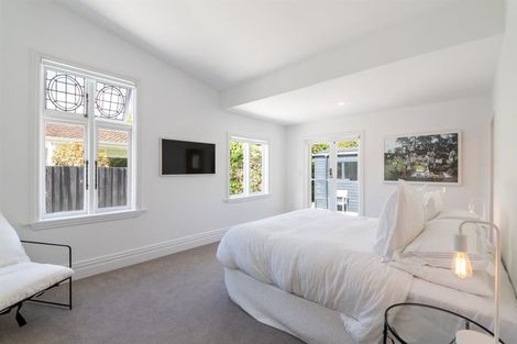 Photo of property in 80 Holly Road, St Albans, Christchurch, 8014