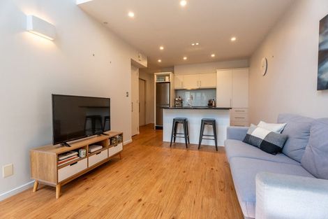 Photo of property in 2/64 Holly Road, St Albans, Christchurch, 8014