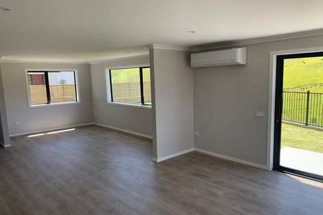 Photo of property in 118 Melksham Drive, Churton Park, Wellington, 6037