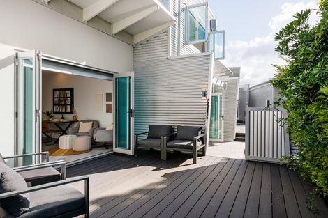 Photo of property in 56 Saint James Drive, Huntington, Hamilton, 3210