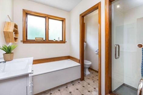 Photo of property in 4 Hudson Street, Bryndwr, Christchurch, 8053