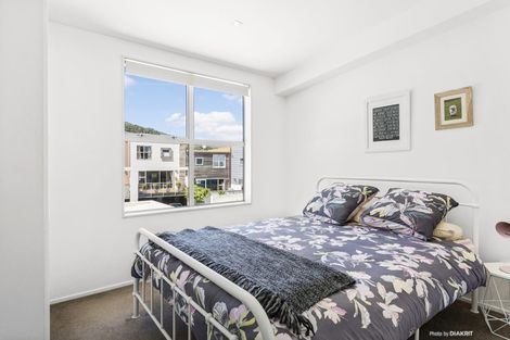 Photo of property in 63 Saddleback Grove, Karori, Wellington, 6012