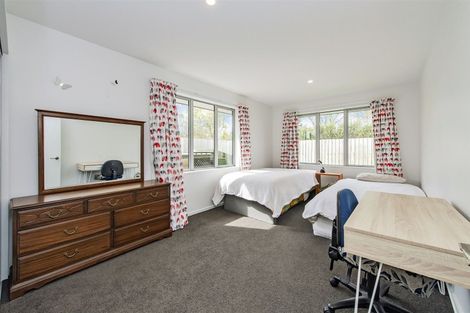 Photo of property in 52a Lewis Crescent, Rolleston, 7614