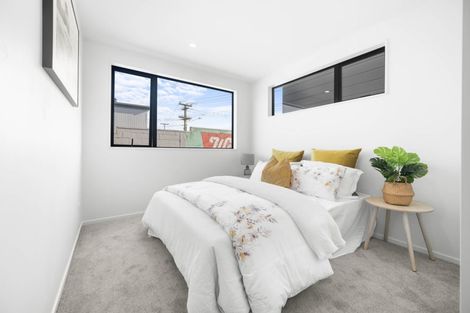 Photo of property in 108b Taikata Road, Te Atatu Peninsula, Auckland, 0610