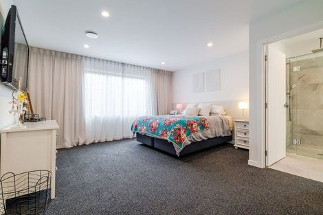 Photo of property in 58 Freedom Drive, Kelvin Grove, Palmerston North, 4414