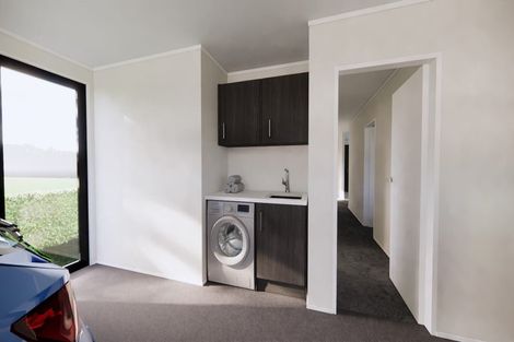 Photo of property in 7 Pouate Way, Waiuku, 2123