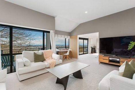 Photo of property in 106 Cannon Hill Crescent, Mount Pleasant, Christchurch, 8081