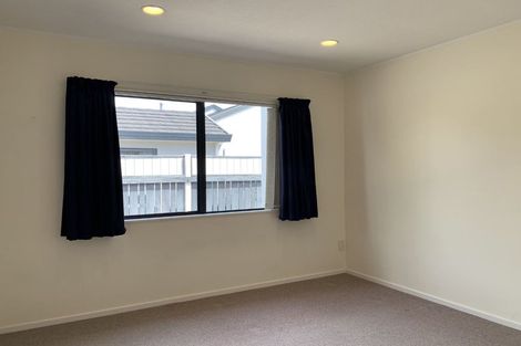 Photo of property in 4 Regent Way, Taradale, Napier, 4112