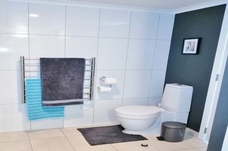 Photo of property in Bellagio Apartments, 11d/39 Taranaki Street, Te Aro, Wellington, 6011