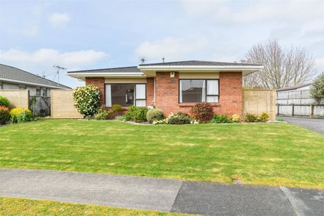 Photo of property in 1 Mcilwaine Place, Marton, 4710