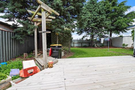 Photo of property in 15 Windsor Street, Dannevirke, 4930