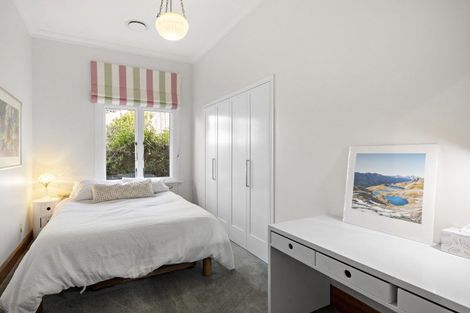 Photo of property in 39 Mills Road, Brooklyn, Wellington, 6021