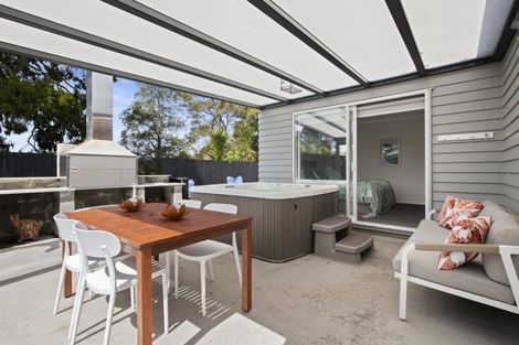 Photo of property in 1 Nukuao Lane, Clevedon, Papakura, 2582