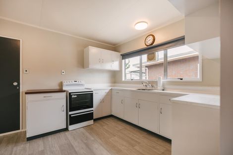 Photo of property in 57 Abraham Crescent, Milson, Palmerston North, 4414