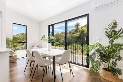 Photo of property in 5 Stockden Place, Karori, Wellington, 6012