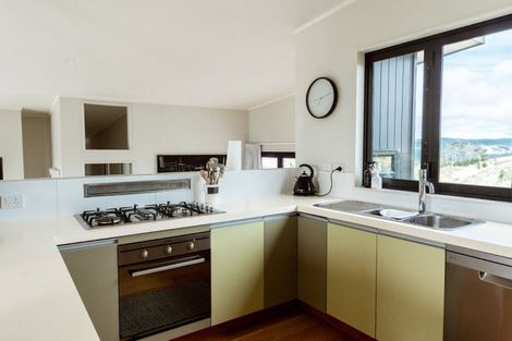 Photo of property in The Gatehouse, 187 Constable Road, Muriwai, Waimauku, 0881