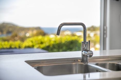 Photo of property in 19 Seaview Crescent, Hatfields Beach, Orewa, 0931