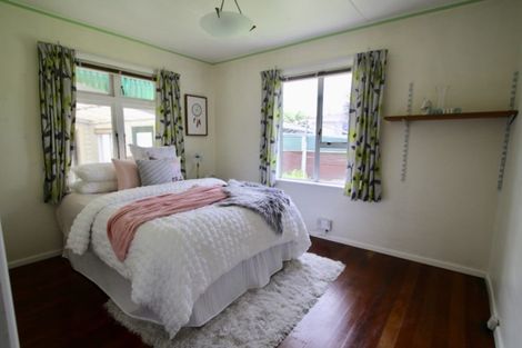 Photo of property in 156 Tiro Tiro Road, Levin, 5510
