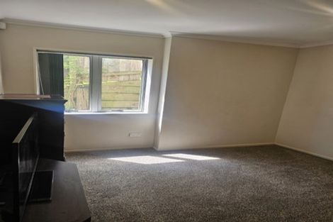 Photo of property in 12a Orams Road, Hillpark, Auckland, 2102