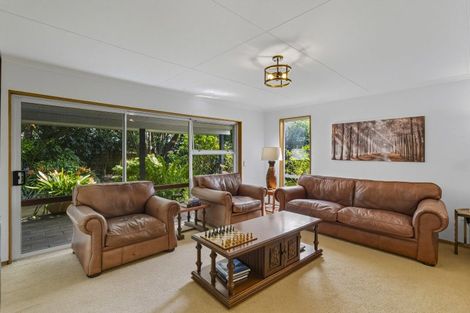Photo of property in 335 Te Moana Road, Waikanae, 5036