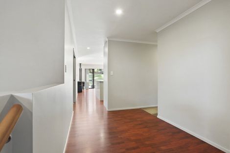 Photo of property in 9 Buttercup Place, Waimauku, 0812