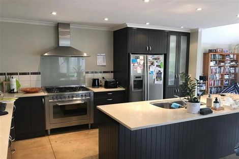 Photo of property in 54 English Oak Drive, Schnapper Rock, Auckland, 0632