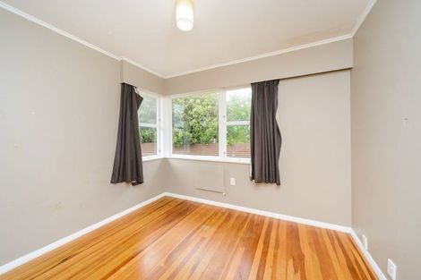 Photo of property in 5 Snowdon Avenue, Terrace End, Palmerston North, 4410