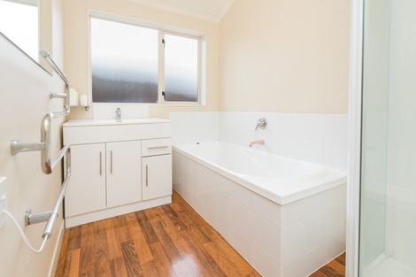 Photo of property in 19 Branigan Parade, Kelvin Grove, Palmerston North, 4414