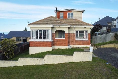 Photo of property in 11 Earls Road, Saint Clair, Dunedin, 9012
