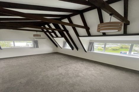 Photo of property in 93 Stewart Drive, Newlands, Wellington, 6037