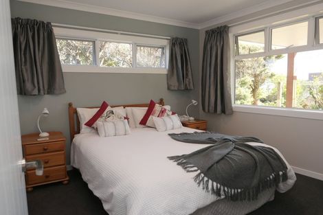 Photo of property in 104 Seaview Road, Paraparaumu Beach, Paraparaumu, 5032