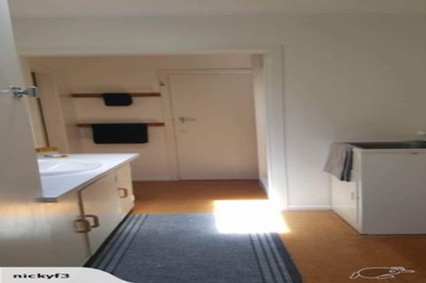 Photo of property in 24 Golf Road, Paraparaumu Beach, Paraparaumu, 5032