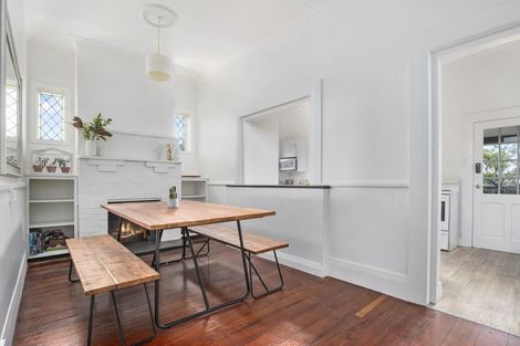 Photo of property in 26 Seabrook Avenue, New Lynn, Auckland, 0600