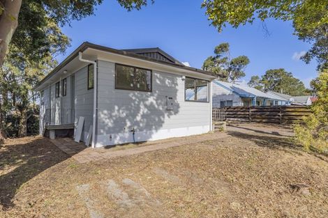 Photo of property in 9 Luanda Drive, Ranui, Auckland, 0612
