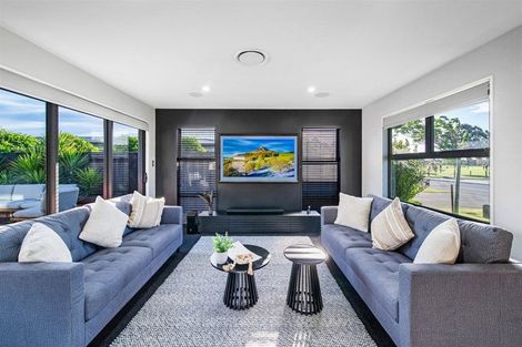 Photo of property in 73 Dynes Road, Rolleston, 7615