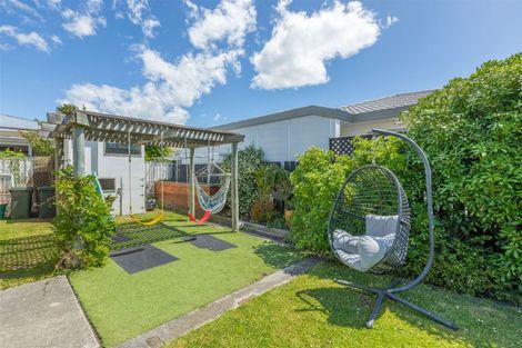 Photo of property in 3a Golding Road, Taradale, Napier, 4112