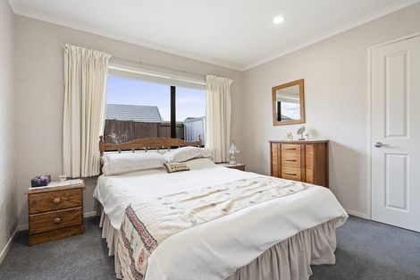 Photo of property in 36 Madison Street, Cambridge, 3434