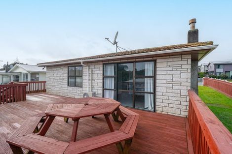 Photo of property in 61 Castor Crescent, Cannons Creek, Porirua, 5024