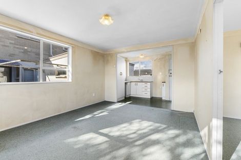 Photo of property in 2/50 Paynters Avenue, Strandon, New Plymouth, 4312