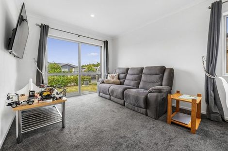 Photo of property in 127 Kuaka Drive, Takanini, 2112