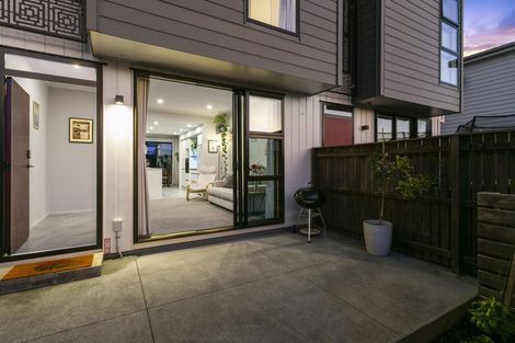 Photo of property in 7 Sacred Kingfisher Road, Hobsonville, Auckland, 0616