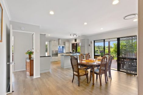 Photo of property in 9 Mohill Place, East Tamaki Heights, Auckland, 2016