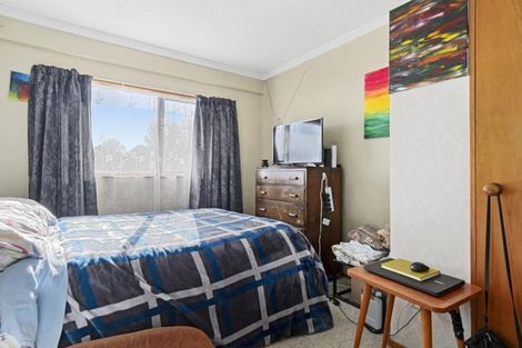 Photo of property in 70 James Cook Drive, Welcome Bay, Tauranga, 3112