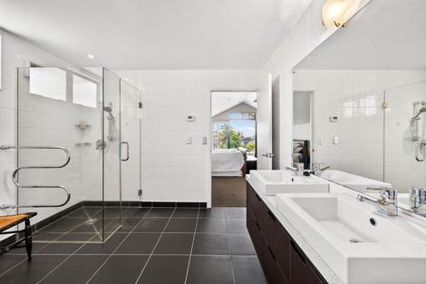 Photo of property in 11 Audrey Road, Takapuna, Auckland, 0620