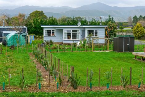Photo of property in 40 Garth Road, Levin, 5571