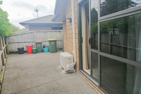 Photo of property in 102u1 Old Farm Road, Hamilton East, Hamilton, 3216